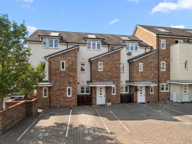 House for sale in Row Town, Surrey