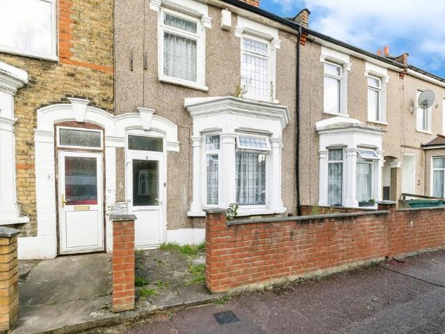 House for sale in London Borough of Newham, Greater London