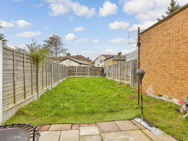 House for sale in Loxford, Seven Kings