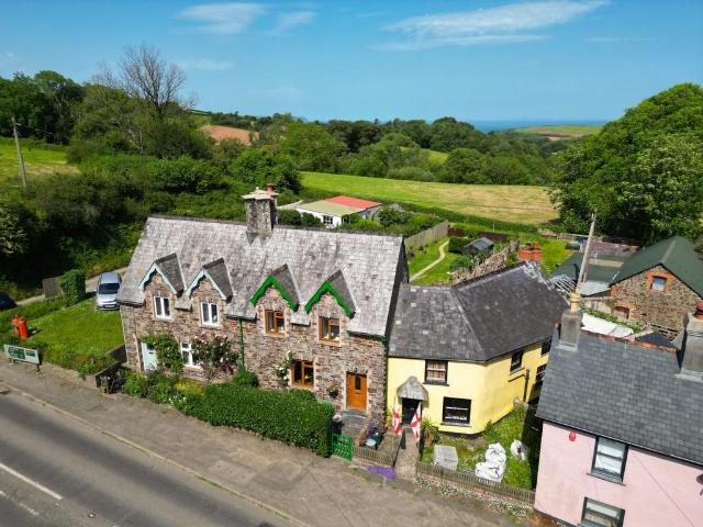 House for sale in Alwington, Brandis Corner