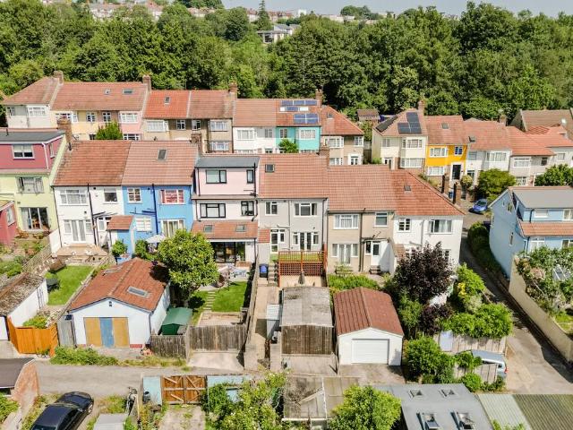 House for sale in Feckenham, City Of Bristol