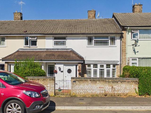 House for sale in Pouchen End, Hertfordshire