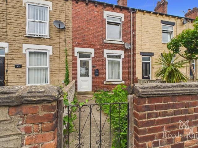 House for sale in Purston Jaglin, West Yorkshire