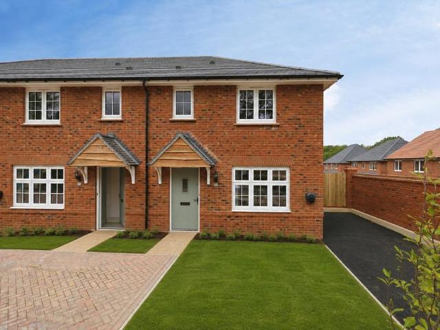 House for sale in East Hoathly with Halland, Cross In Hand