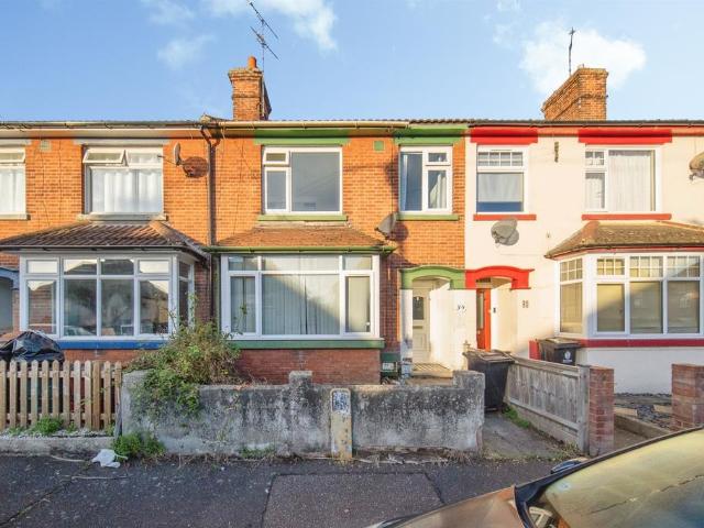House for sale in Upper Dovercourt, Tendring