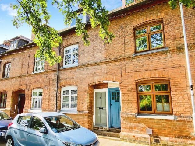 House for sale in Syston, Elmfield