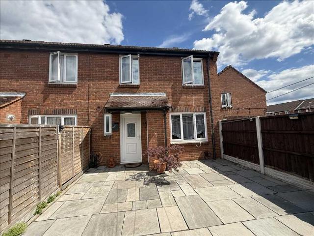 House for sale in London Borough of Hounslow, Hanworth