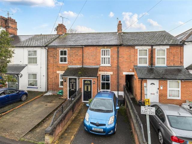 House for sale in Emmbrook, Wokingham