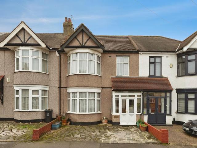 House for sale in Barkingside, Greater London