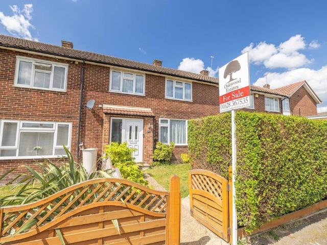 House for sale in Britwell, Slough