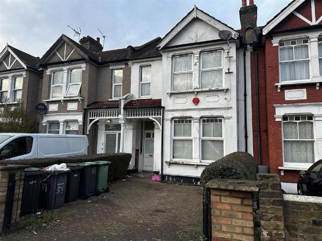 House for sale in Greater London
