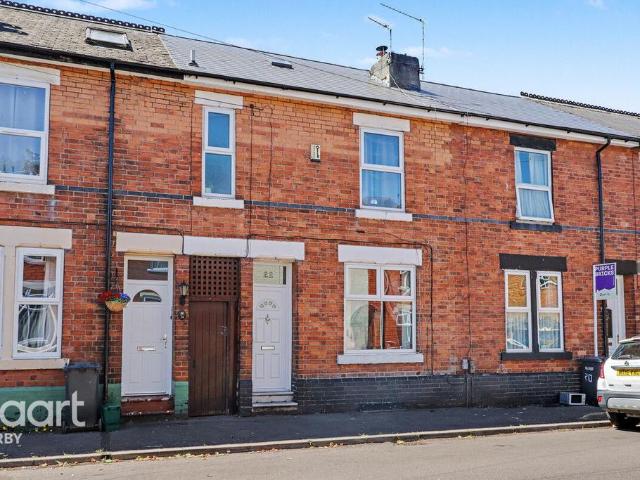 House for sale in Crewton, East Midlands