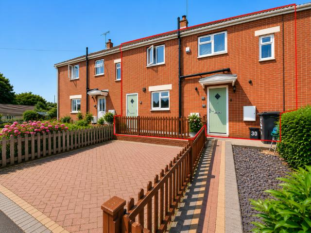 House for sale in Bromsberrow Heath, Gloucestershire