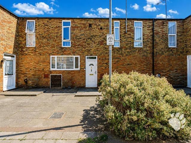 House for sale in Laindon, Essex