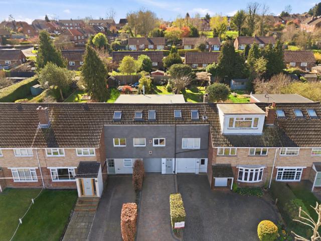 House for sale in Five Acres, Hertfordshire