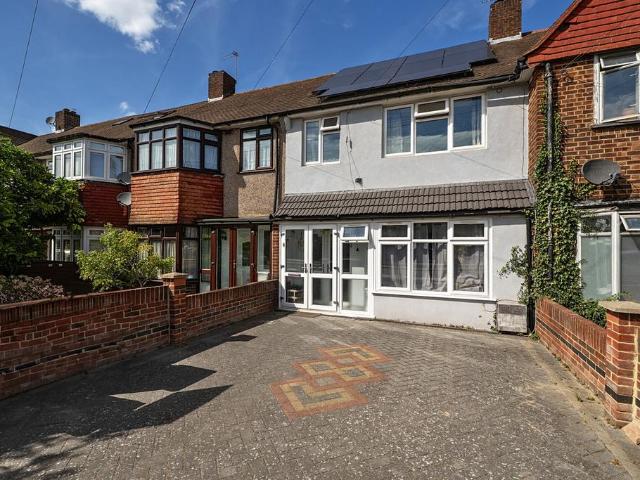 House for sale in London Borough of Lewisham, Greater London