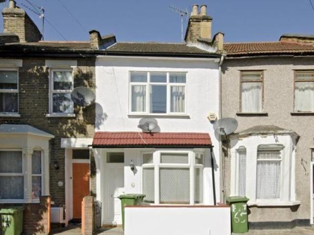 House for sale in Stratford Marsh, Greater London