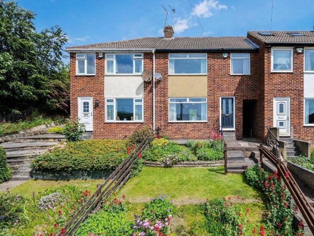 House for sale in Wortley, West Yorkshire