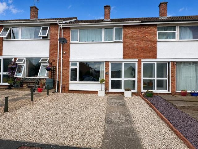 House for sale in Emscote, Green Close