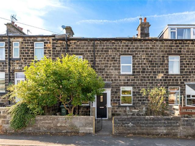House for sale in Rufford Park, Yeadon