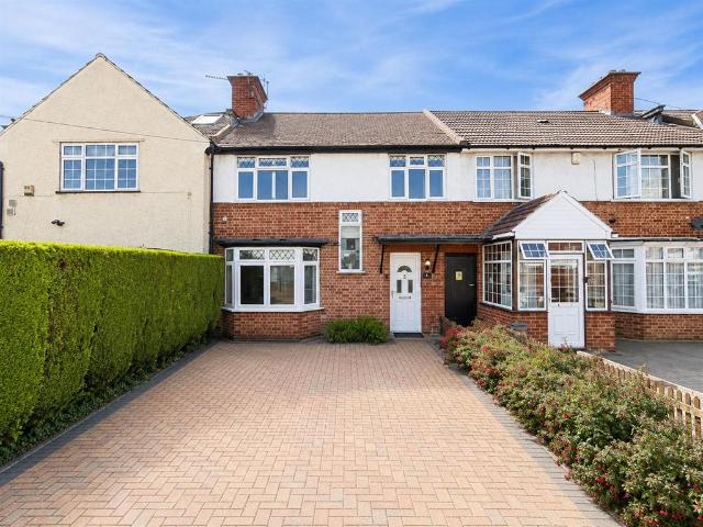 House for sale in London Borough of Hounslow, Heston