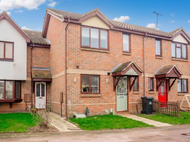 House for sale in North Shoebury, Alton Barnes