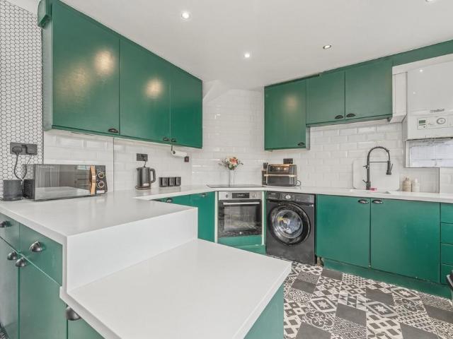 House for sale in Whitkirk, Colton