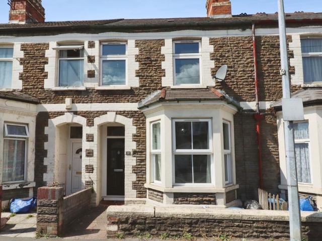 House for sale in Plasnewydd, Falcon Lodge