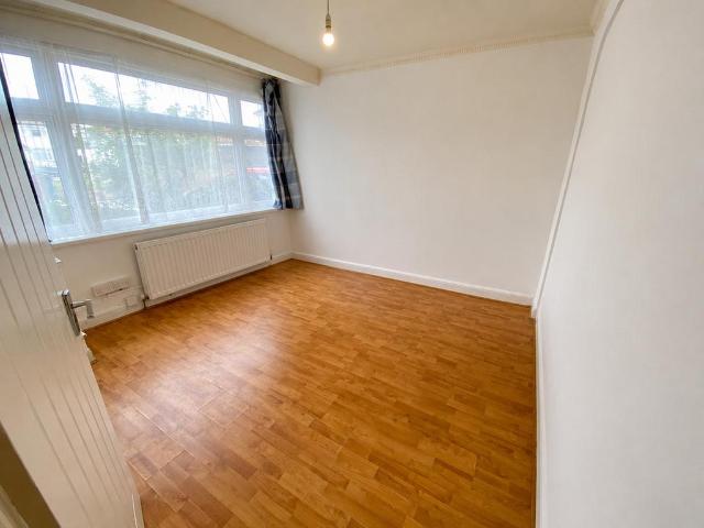 House for sale in Kingsbury, Greater London