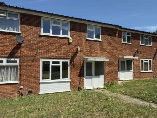 House for sale in Brompton, Gillingham