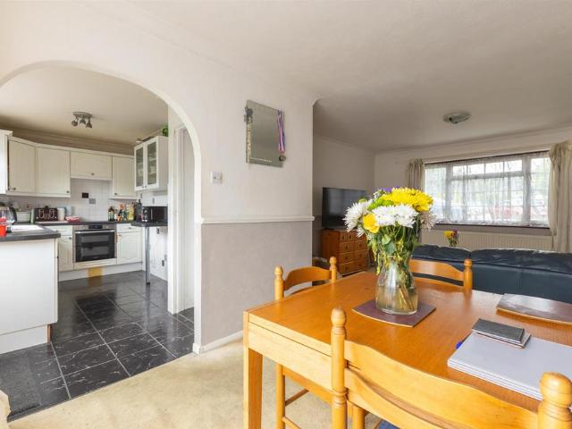 House for sale in Blacklands, Guestling Green