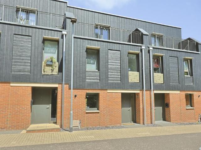 House for sale in East Bank, Norfolk