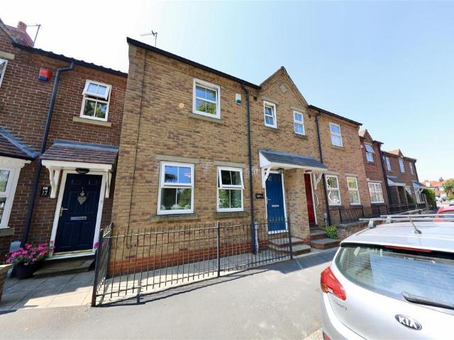 House for sale in Cottingham, East Riding Of Yorkshire