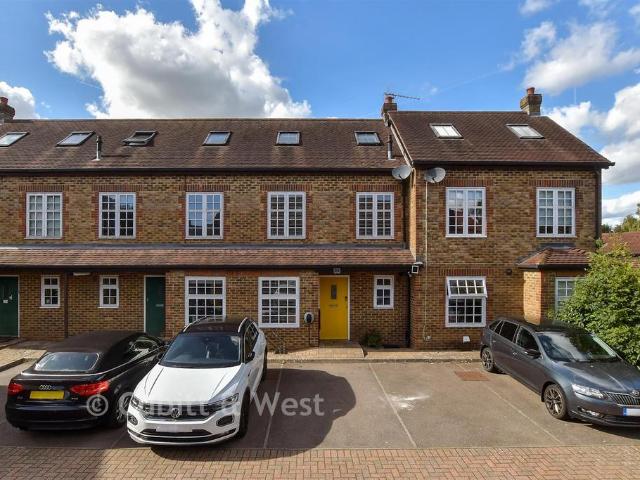 House for sale in Handcross, Mid Sussex