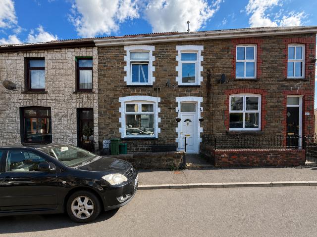 House for sale in Gadlys, Aberdare