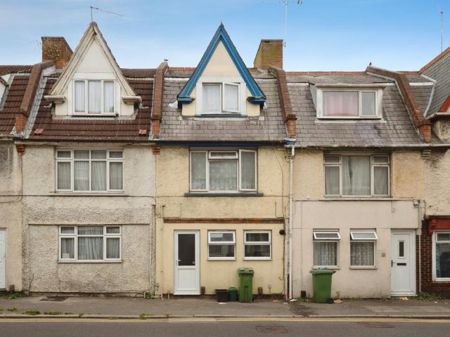 House for sale in Folkestone