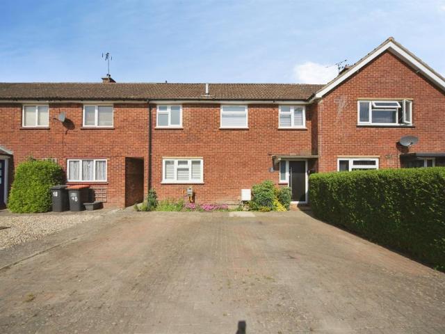 House for sale in Eaton Bray, Bedfordshire