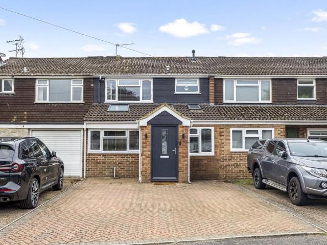 House for sale in Perryfields, West Sussex