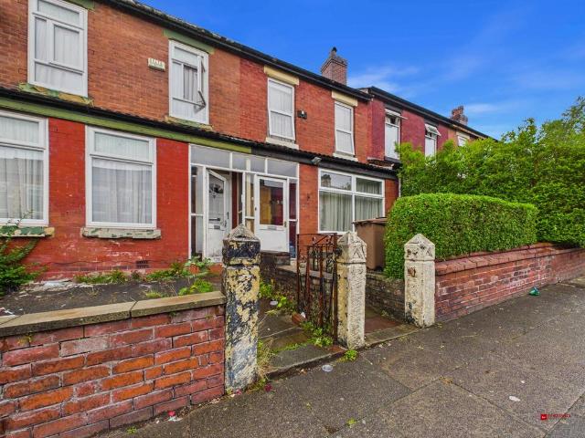 House for sale in Higher Broughton, Salford