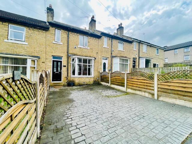 House for sale in Cowlersley, West Yorkshire