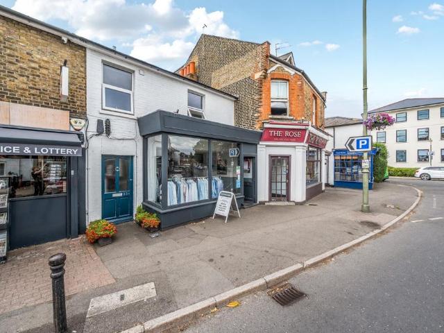 House for sale in Blackhills, Surrey