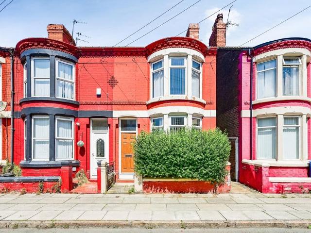 House for sale in Stoneycroft, Calderstones