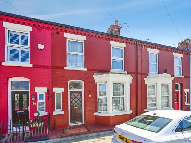 House for sale in Calderstones