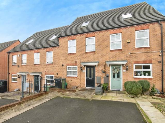 House for sale in Dixons Green, West Midlands