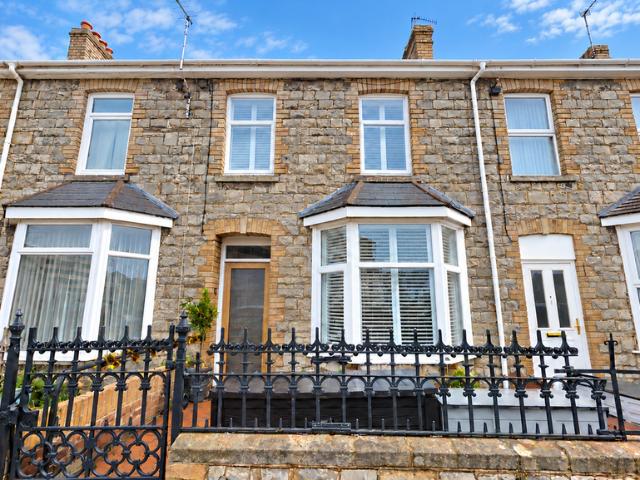 House for sale in Bridgend, Newcastle