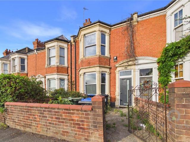 House for sale in Northampton, Northamptonshire