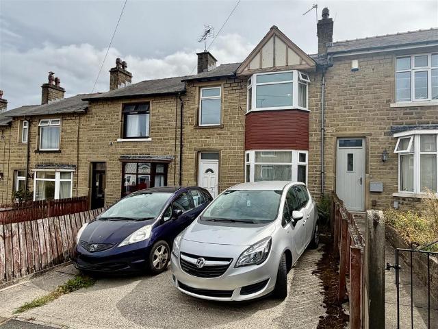 House for sale in Cowlersley, West Yorkshire