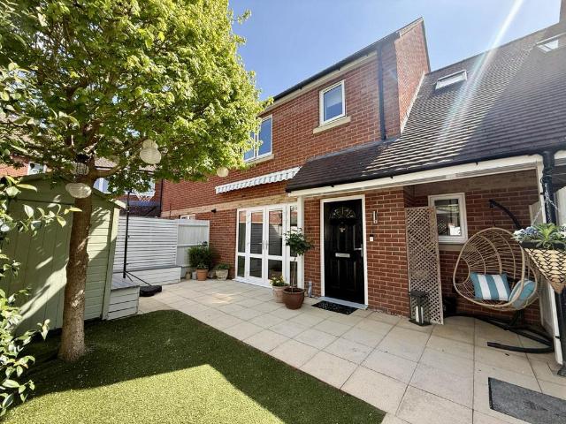 House for sale in Berrick Salome, Oxfordshire