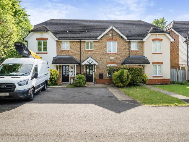 House for sale in Highway, Maidenhead