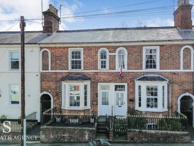 House for sale in Beamhurst, Staffordshire